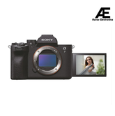 Sony Alpha 7 IV Full-Frame Hybrid Camera ILCE-7M4 | 33MP Mirrorless Camera, 10 FPS, 4K 60p, 10-Bit 4:2:2