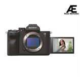 Sony Alpha 7 IV Full-Frame Hybrid Camera ILCE-7M4 | 33MP Mirrorless Camera, 10 FPS, 4K 60p, 10-Bit 4:2:2