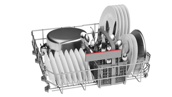 Bosch 13 Place Settings free-standing Dishwasher (SMS6ITW00I, White) - Image 3