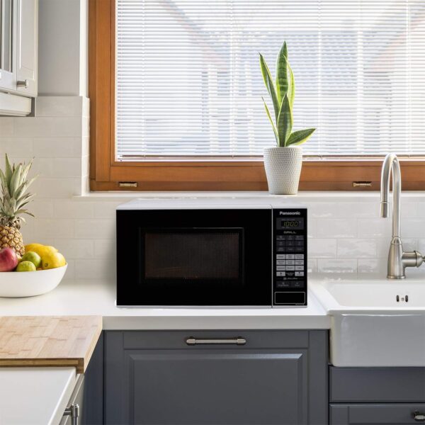 Panasonic 20L Grill Microwave Oven(NN-GT221WFDG,White, 38 Auto Cook Menus ) - Image 5