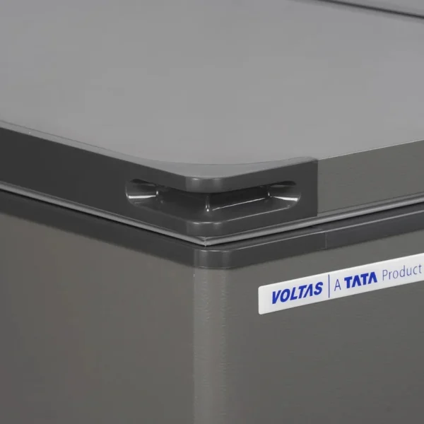 Voltas CVF360DA5 W PL Chest Freezer, 354 L - Image 2